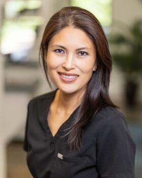 Dental hygienist Cindy